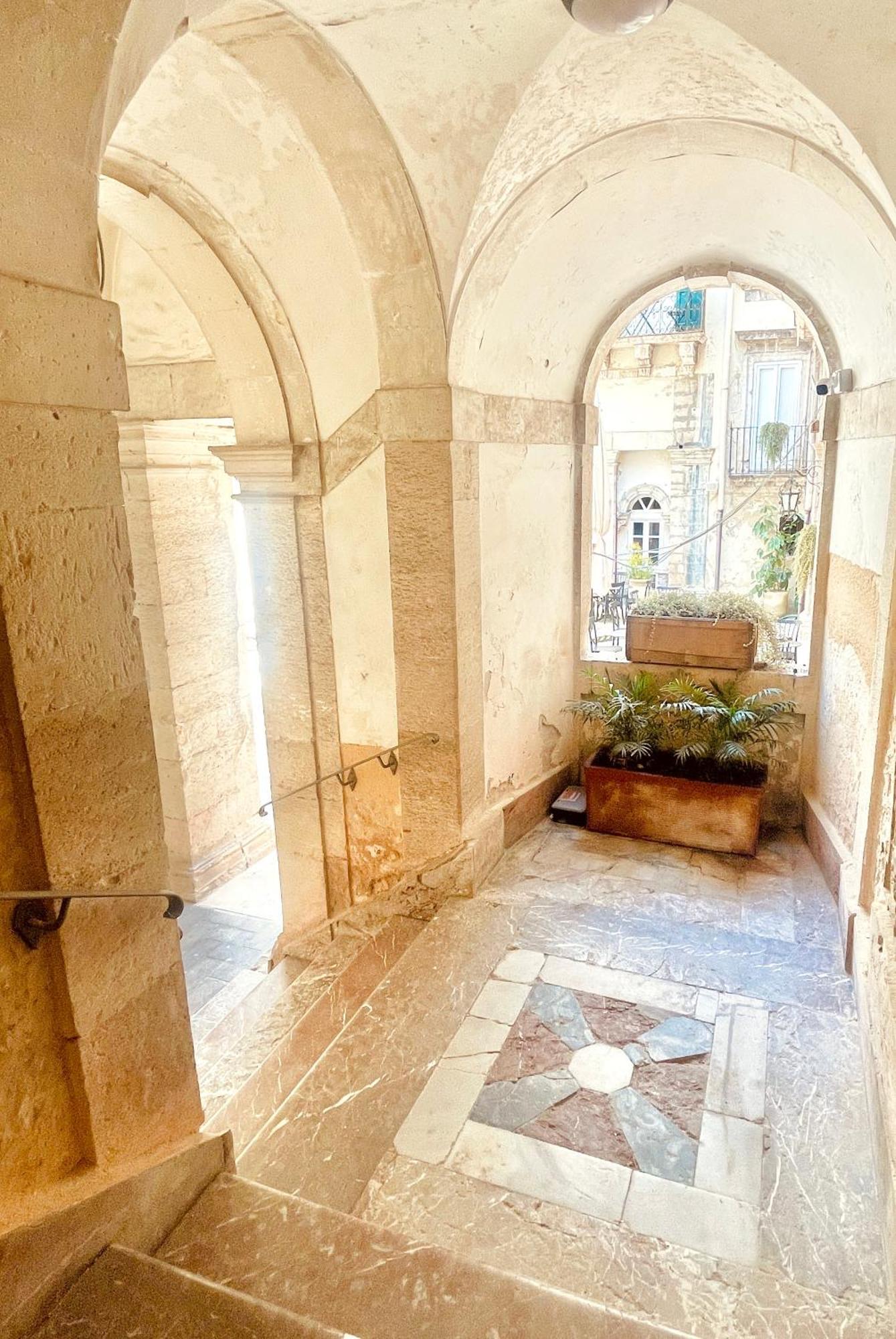 Loggiato Verga Luxury By Bed&Bros Syracuse Exterior foto